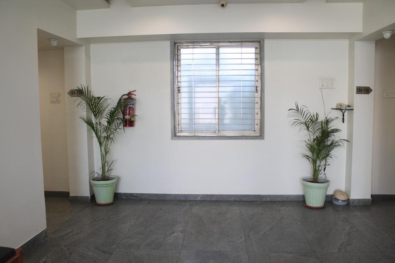 Chryso Hotels Pvt Ltd Ankleshwar Buitenkant foto