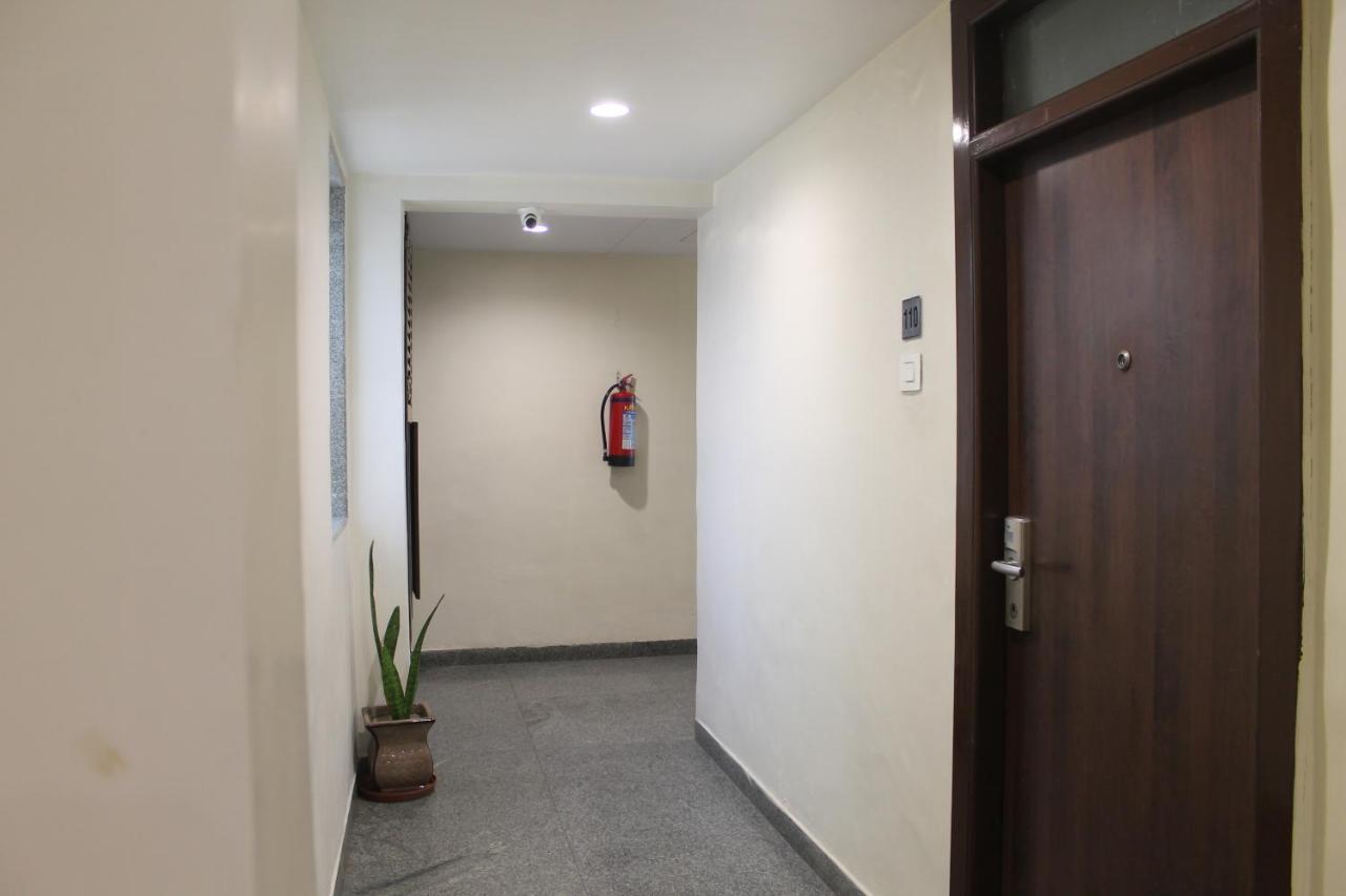 Chryso Hotels Pvt Ltd Ankleshwar Buitenkant foto